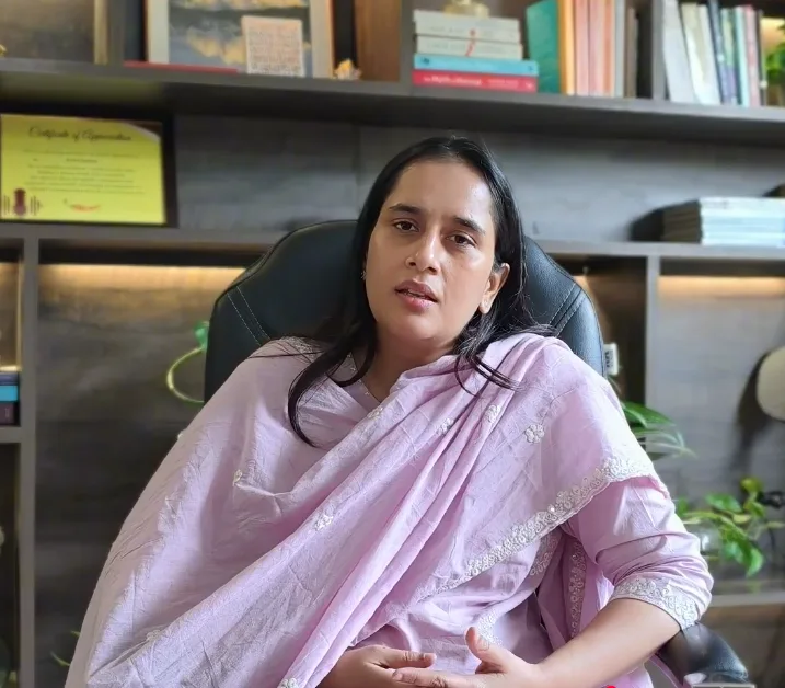 Best Psychiatrist in Gurgaon - Dr. Sneha Sharma (MBBS, MD in Psychiatry)