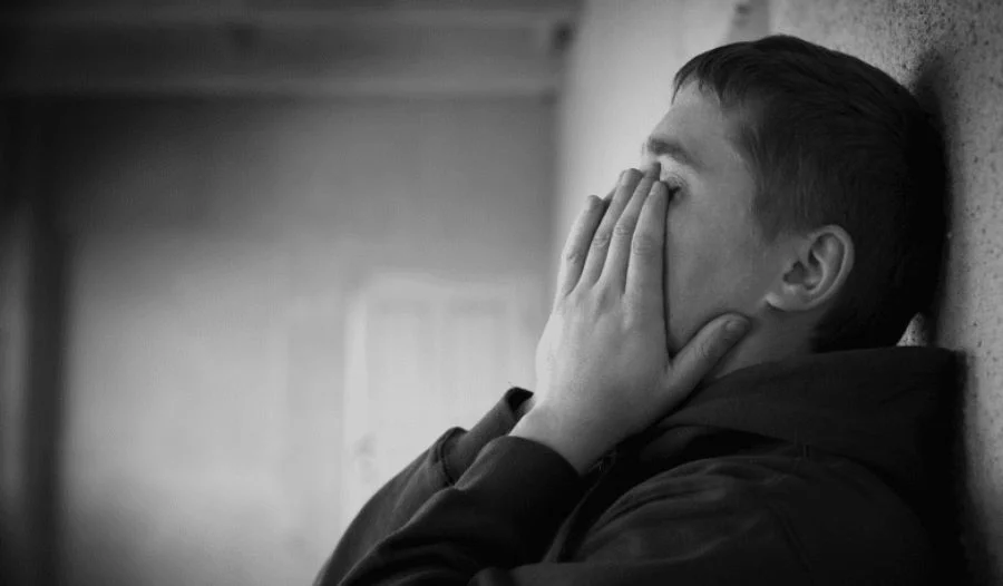 Individual experiencing mood symptoms related to bipolar disorder assessment test